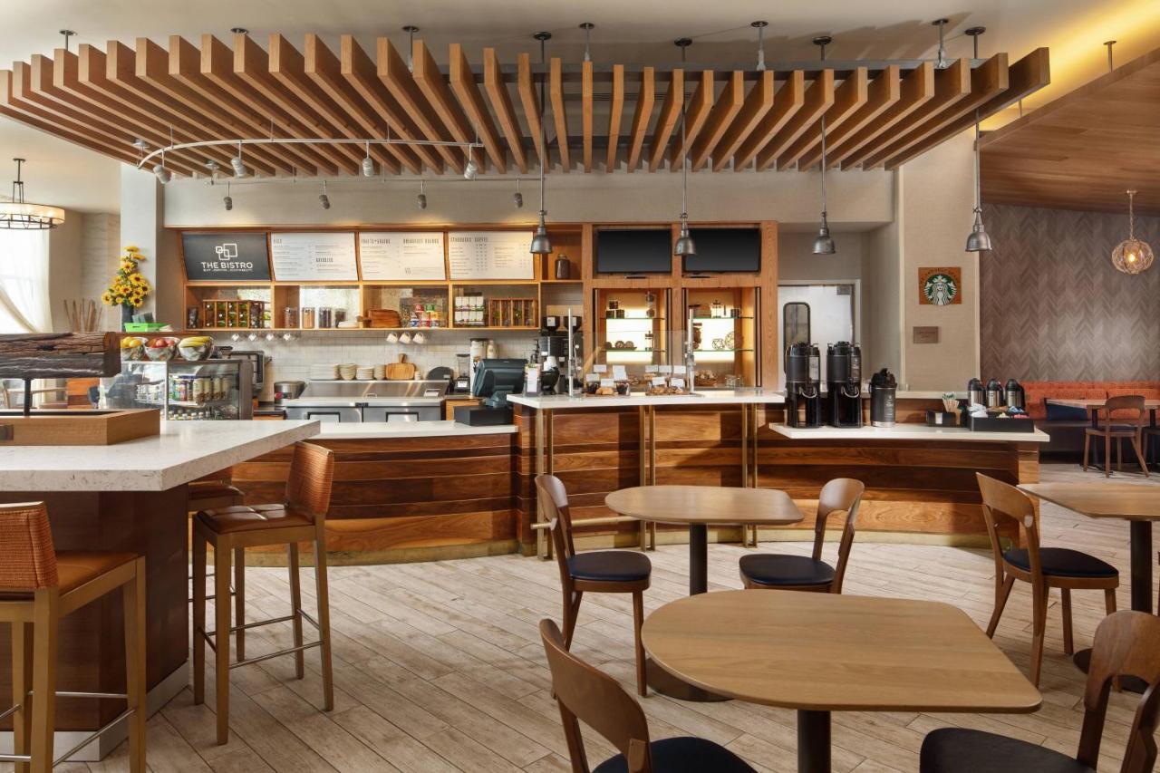 Courtyard By Marriott Erie Bayfront Hotel Bagian luar foto